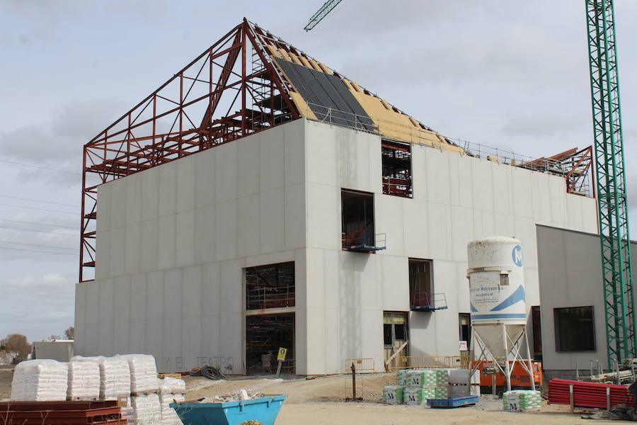 Fotos: Visita institucional a las obras de la Casa de la Música y el Teatro de Arroyo de la Encomienda