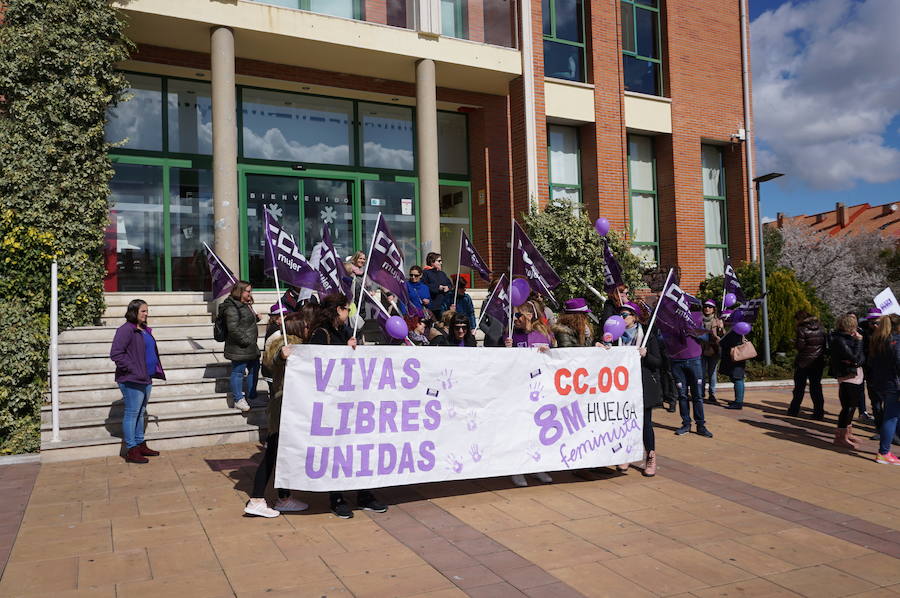 Fotos: Manifestación Día de la Mujer Trabajadora en Arroyo de la Encomienda