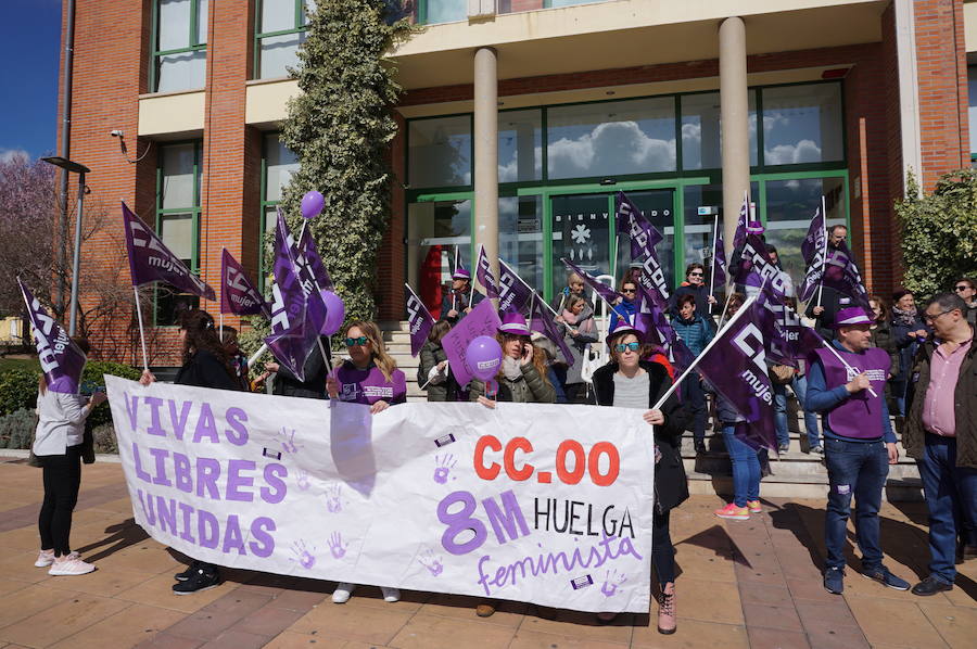Fotos: Manifestación Día de la Mujer Trabajadora en Arroyo de la Encomienda