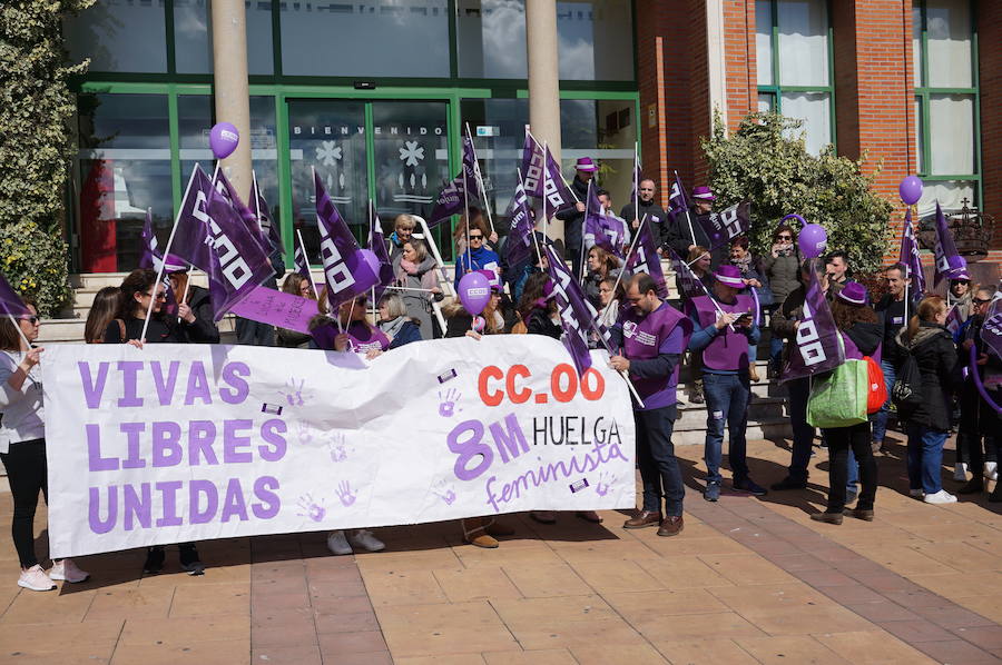 Fotos: Manifestación Día de la Mujer Trabajadora en Arroyo de la Encomienda