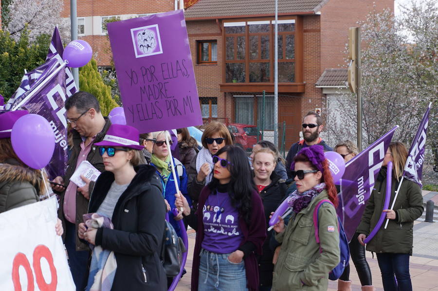 Fotos: Manifestación Día de la Mujer Trabajadora en Arroyo de la Encomienda