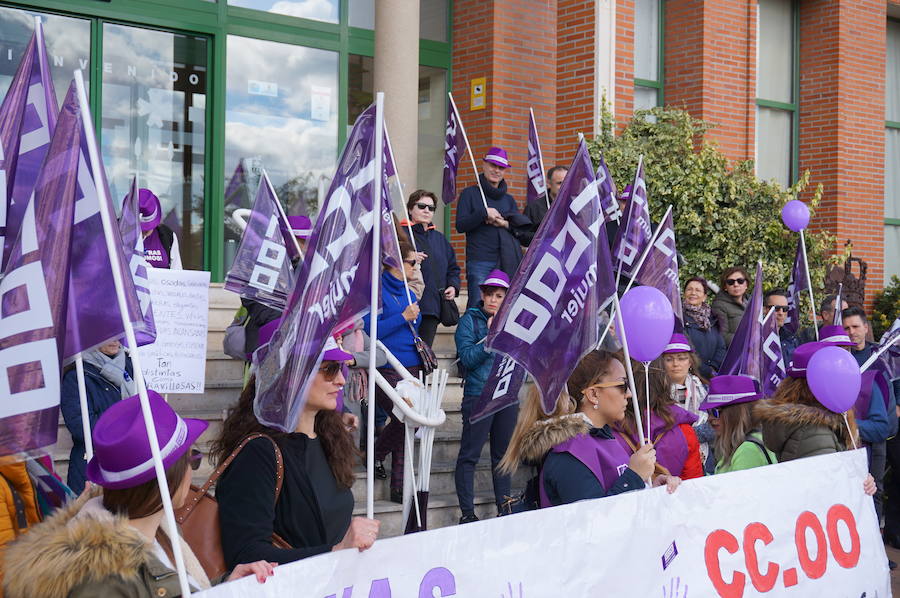 Fotos: Manifestación Día de la Mujer Trabajadora en Arroyo de la Encomienda
