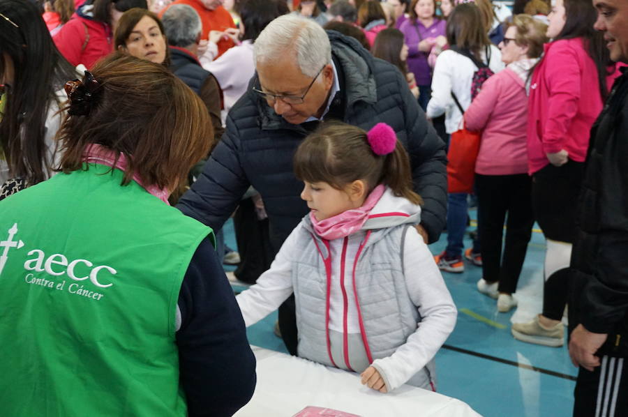 Fotos: VIII Marcha Solidaria contra el Cáncer de Arroyo de la Encomienda