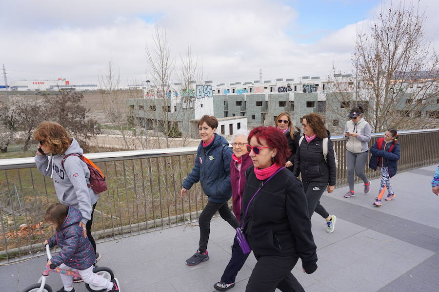 Fotos: VIII Marcha Solidaria contra el Cáncer de Arroyo de la Encomienda