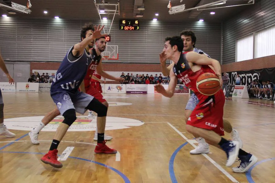 Fotos: Partido CB La Flecha- UVA derbi local baloncesto Liga EBA