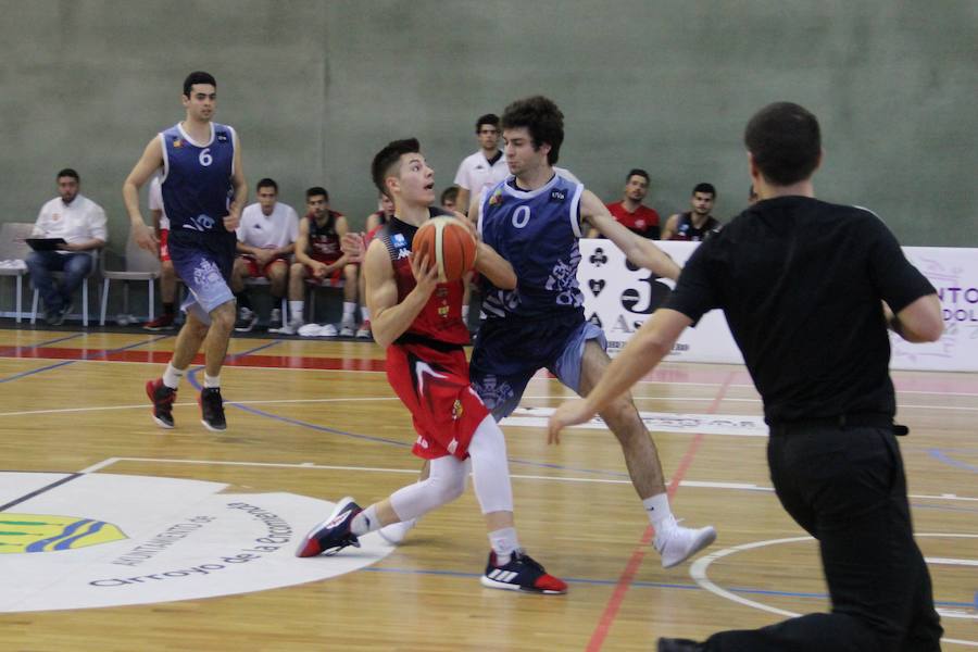 Fotos: Partido CB La Flecha- UVA derbi local baloncesto Liga EBA