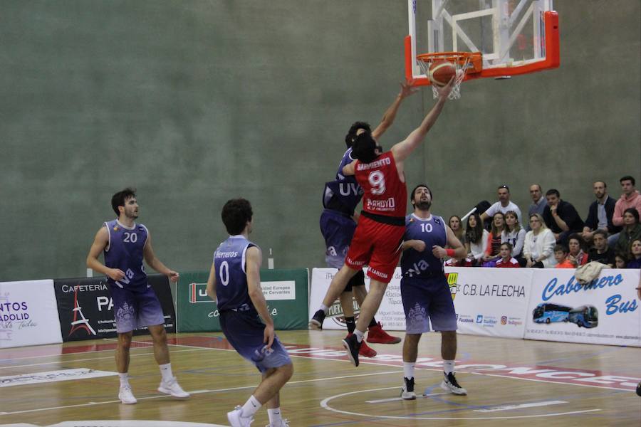 Fotos: Partido CB La Flecha- UVA derbi local baloncesto Liga EBA