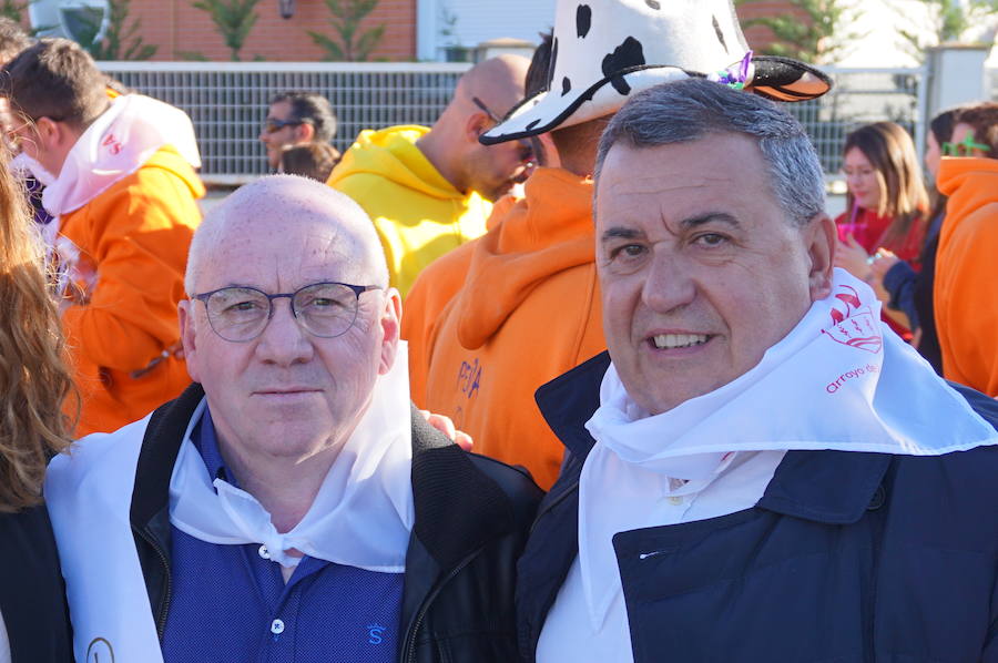Fotos: Fiestas de Arroyo. San Juan Evangelista. Pregón y desfile de peñas