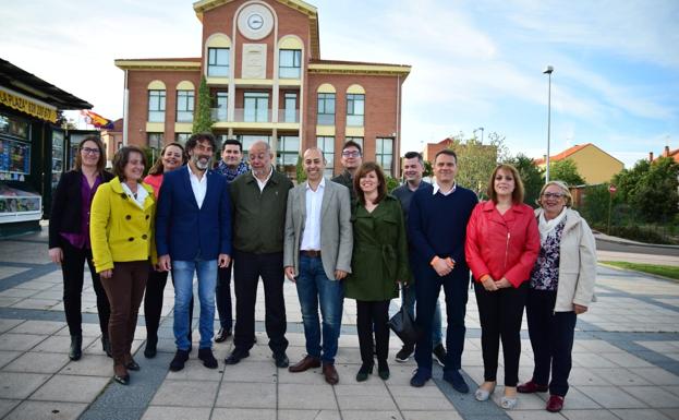 Integrantes de la candidatura de Ciudadanos en Arroyo. 