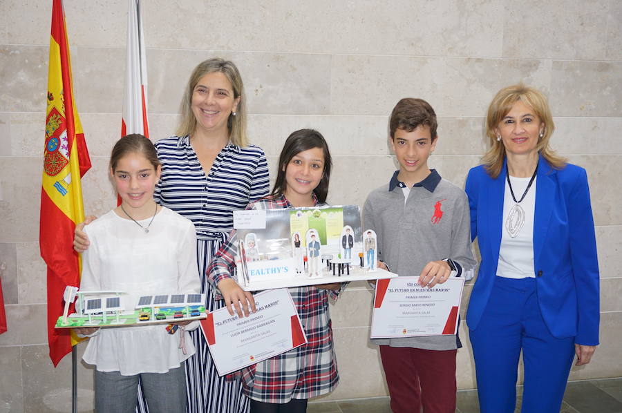 Fotos: Entrega de premios del VII concurso 'El Futuro en Nuestras Manos’