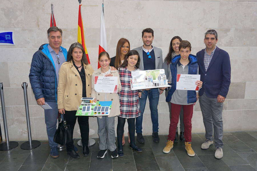 Fotos: Entrega de premios del VII concurso 'El Futuro en Nuestras Manos’