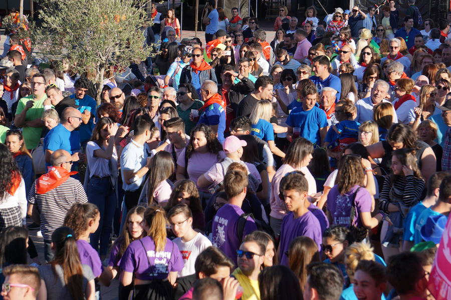 Fotos: Pregón y desfile de peñas fiestas de La Flecha