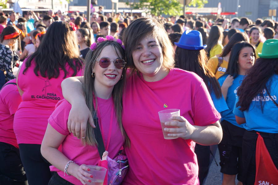 Fotos: Pregón y desfile de peñas fiestas de La Flecha