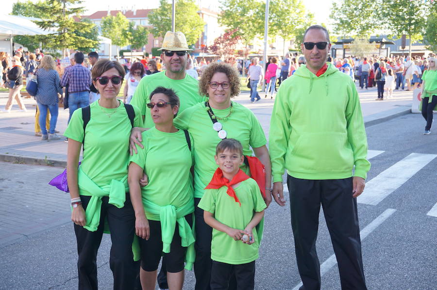 Fotos: Pregón y desfile de peñas fiestas de La Flecha