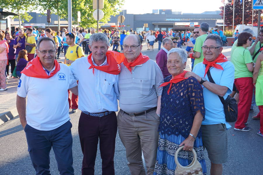 Fotos: Pregón y desfile de peñas fiestas de La Flecha