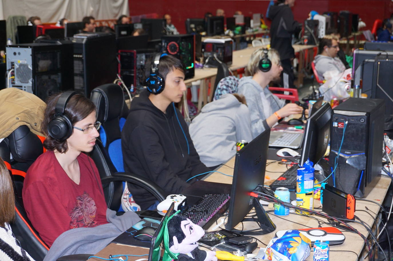 Mas de 400 participantes en la Lan Party arroyana. 