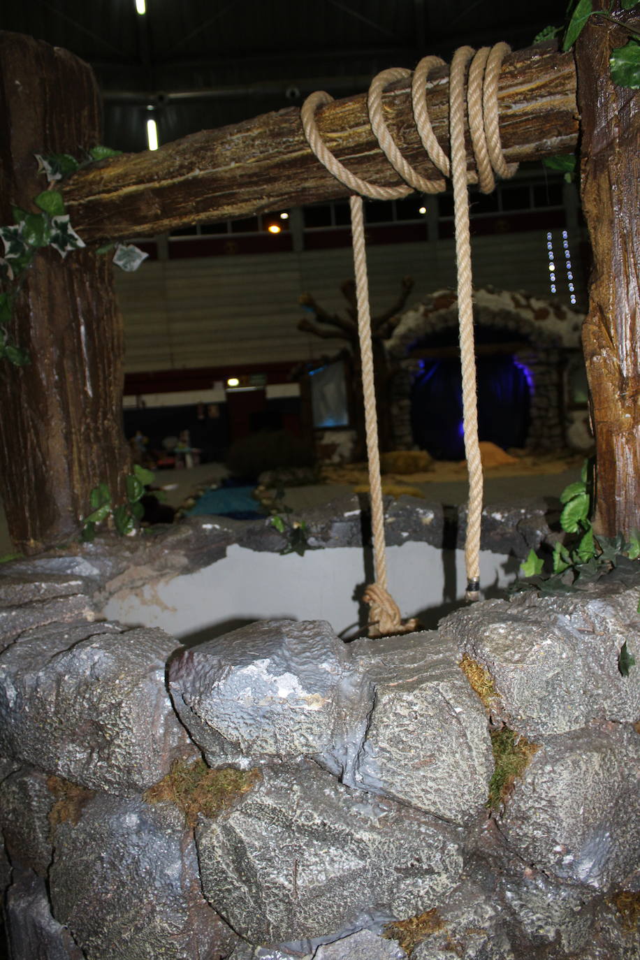 Adoración de los Reyes Magos al Niño Jesús en el portal de Belén. 