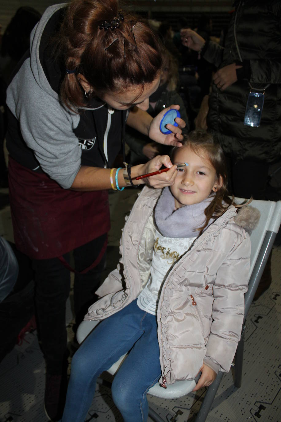 Adoración de los Reyes Magos al Niño Jesús en el portal de Belén. 