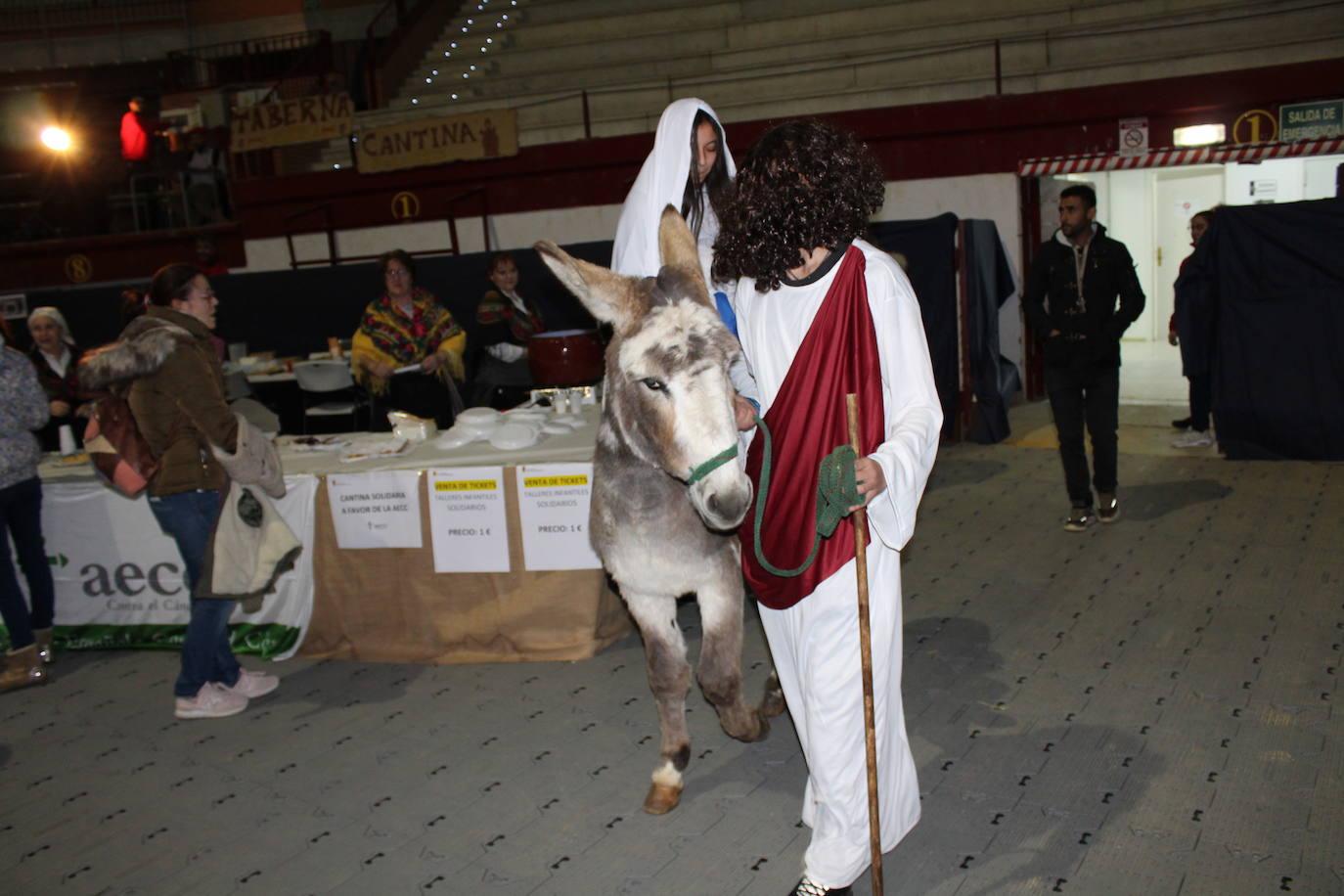 Adoración de los Reyes Magos al Niño Jesús en el portal de Belén. 