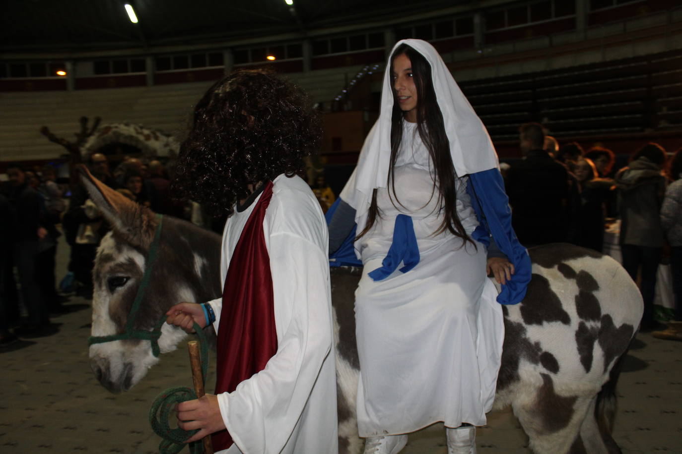 Adoración de los Reyes Magos al Niño Jesús en el portal de Belén. 