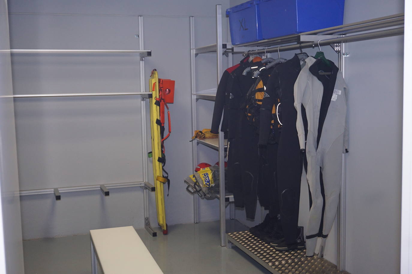 El alcalde de Arroyo, Sarbelio Fernández, dio la bienvenida a los nuevos bomberos del parque de Arroyo y les agradeció su esfuerzo y profesionalidad con los mejores deseos para el desempeño de sus funciones. 