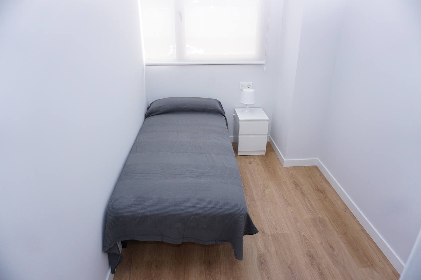 El alcalde de Arroyo, Sarbelio Fernández, dio la bienvenida a los nuevos bomberos del parque de Arroyo y les agradeció su esfuerzo y profesionalidad con los mejores deseos para el desempeño de sus funciones. 