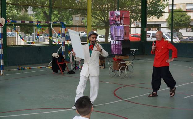 Humor argentino en Vega de la Encomienda. 