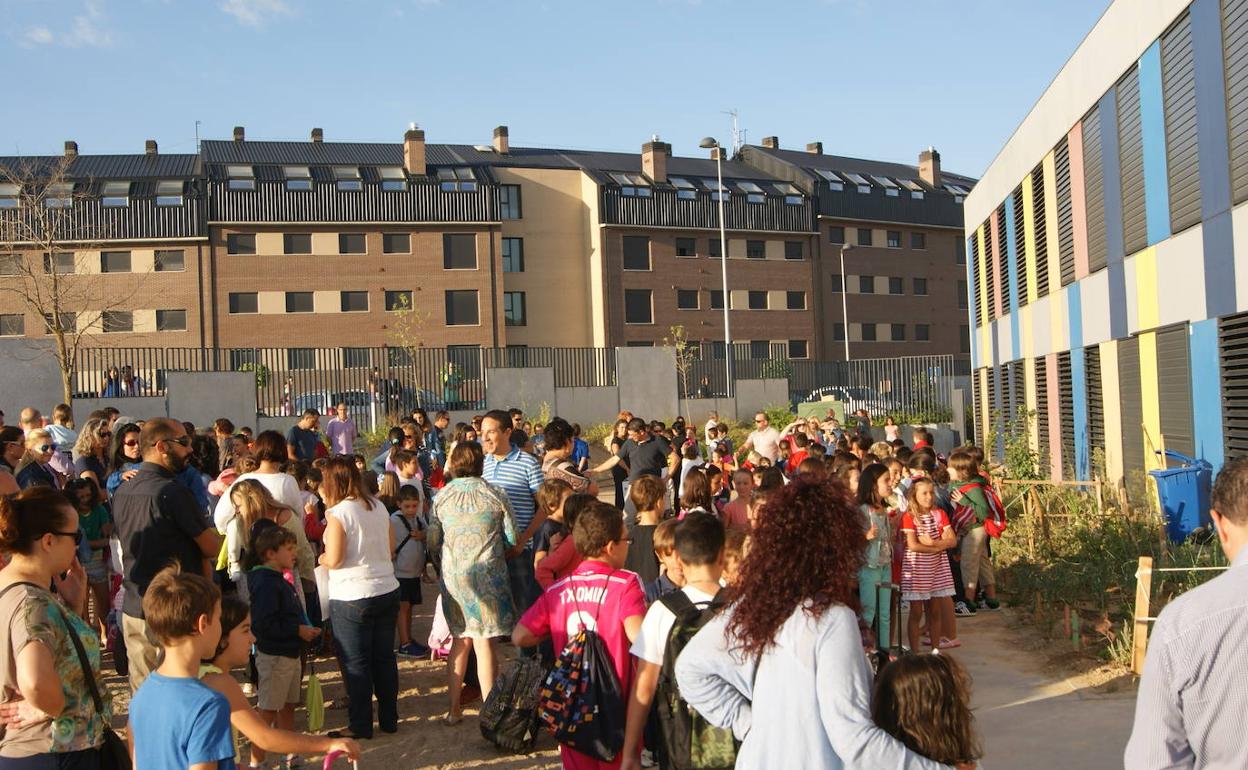 Las clases de los escolares de Arroyo comenzarán la próxima semana. 