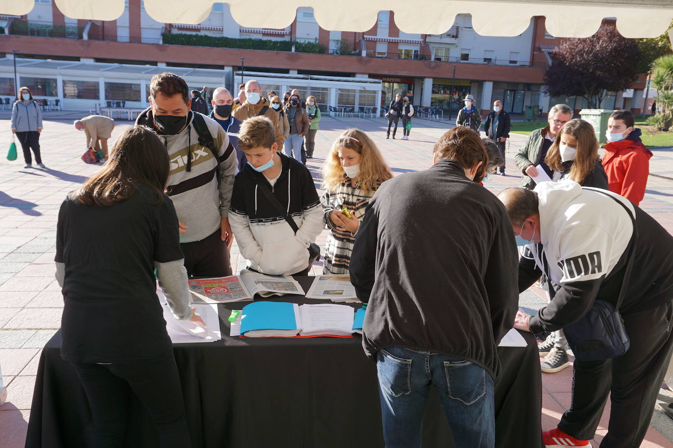 Más de un centenar de participantes en el I Rally Fotográfico de Arroyo de la Encomienda. 