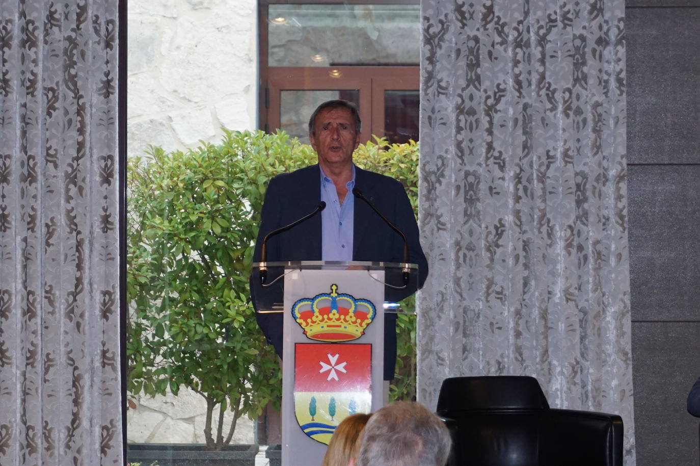 Más de un centenar de empresarios de Arroyo en el evento Hablemos de Negocios. 