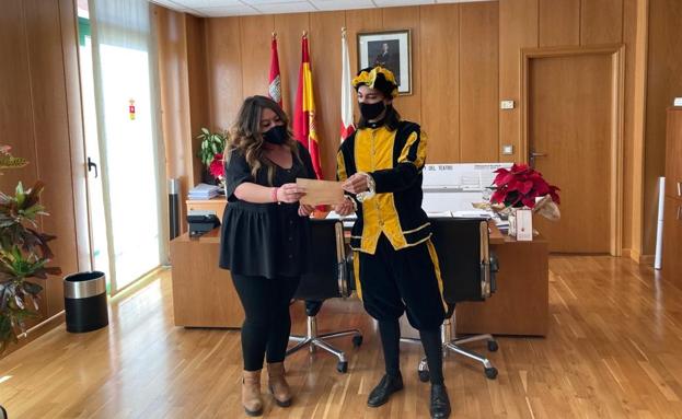 El emisario de los Reyes Magos ha dado el visto bueno al recorrido de la cabalgata prevista para la tarde del próximo día 5 de enero. 