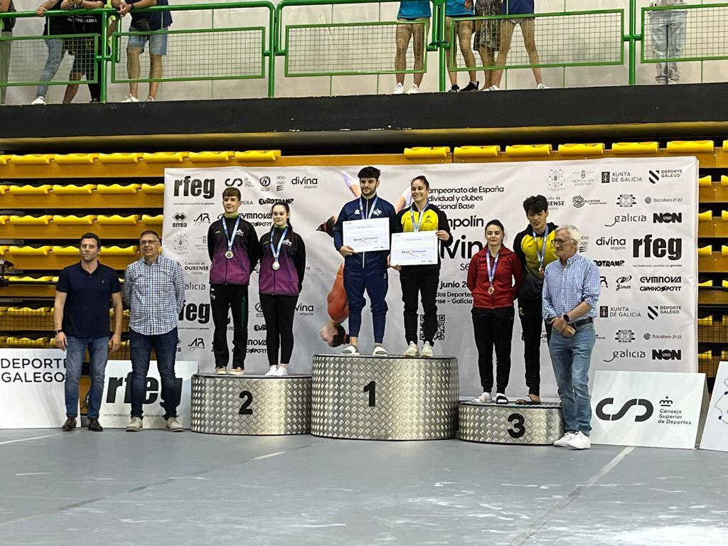 Deportistas del C.D. Trampolín Arroyo 