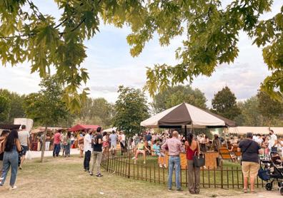 Imagen secundaria 1 - 14.000 visitantes disfrutaron de la pasada edición del mercado. Cifra que se espera superar este año 