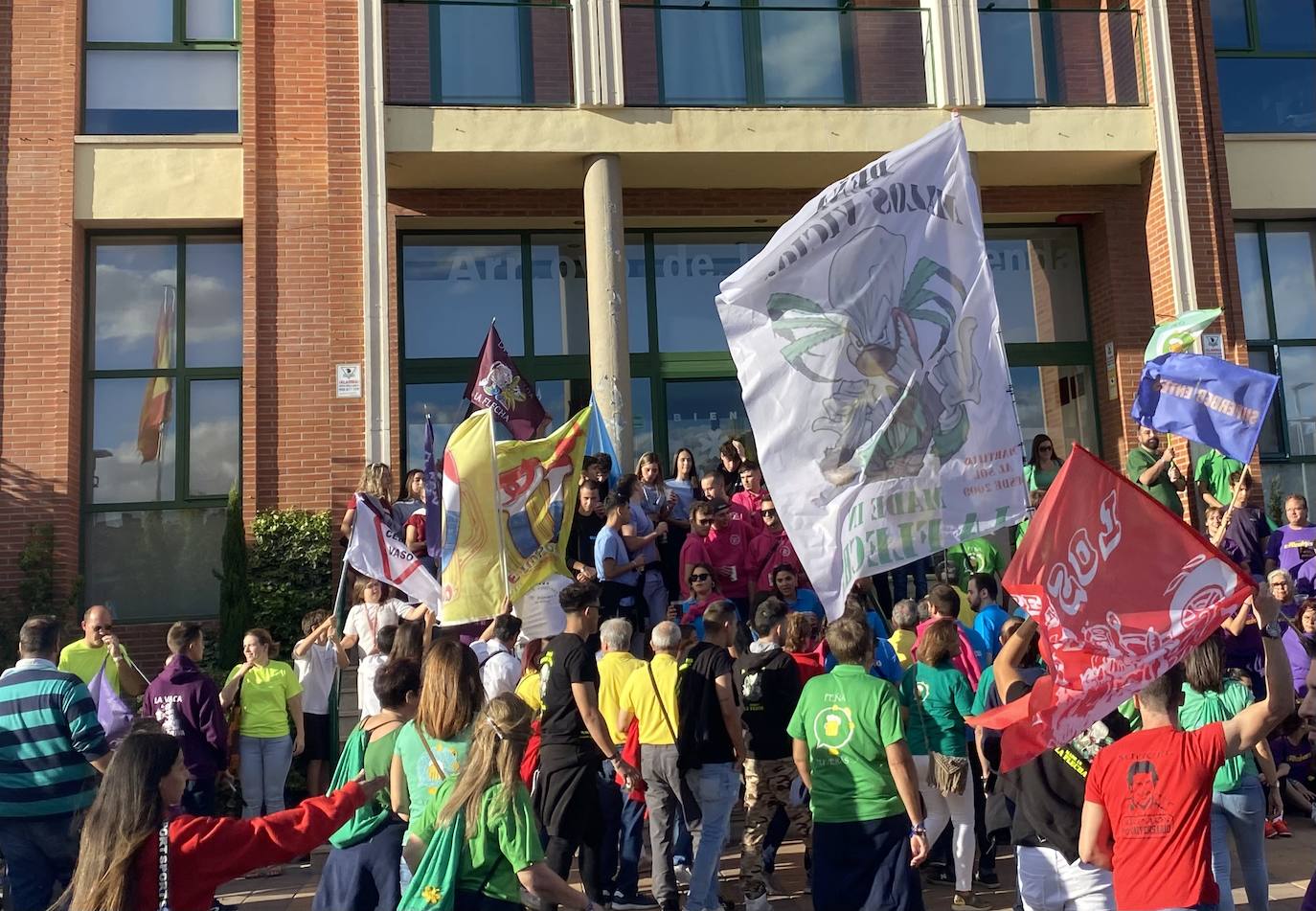 Fotos: Día de las Peñas en Arroyo