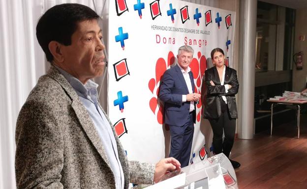 Secundino Sacristán contó su testimonio como receptor de sangre 