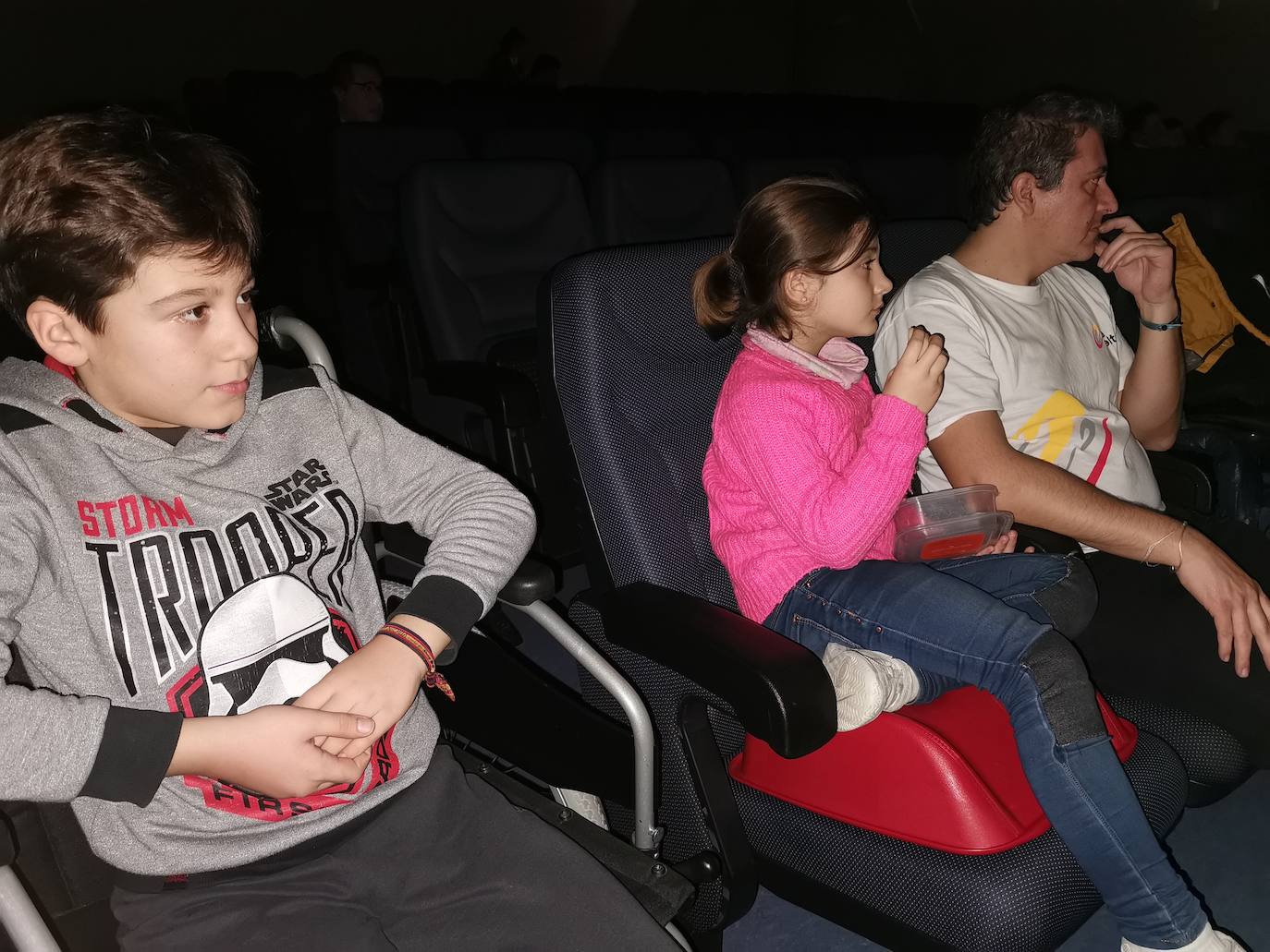 El Capitán Corchea 'afinando' unos cerditos musicales 