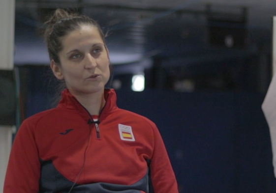 Dora Kiskapusi en una imagen tomada durante el documental