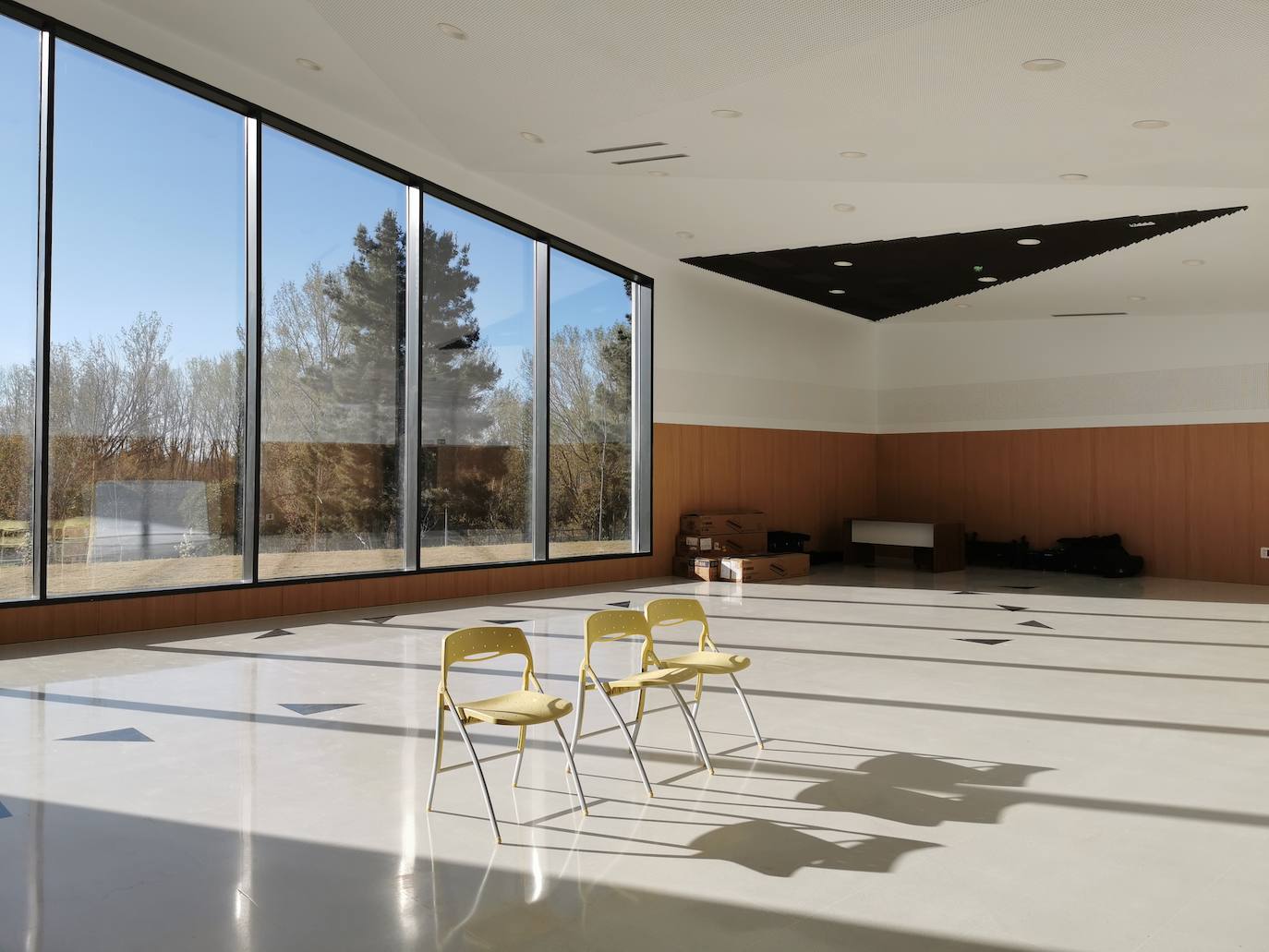 Así es la Casa de la Música y del Teatro de Arroyo