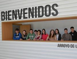 Los integrantes de la Banda Sinfónica de Arroyo recorren las instalaciones de la Casa de Música