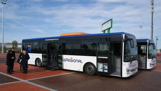 El bus cambia su ruta y paradas por San Antonio