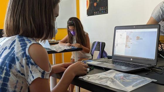 Arroyo presenta el programa de actividades culturales del próximo curso