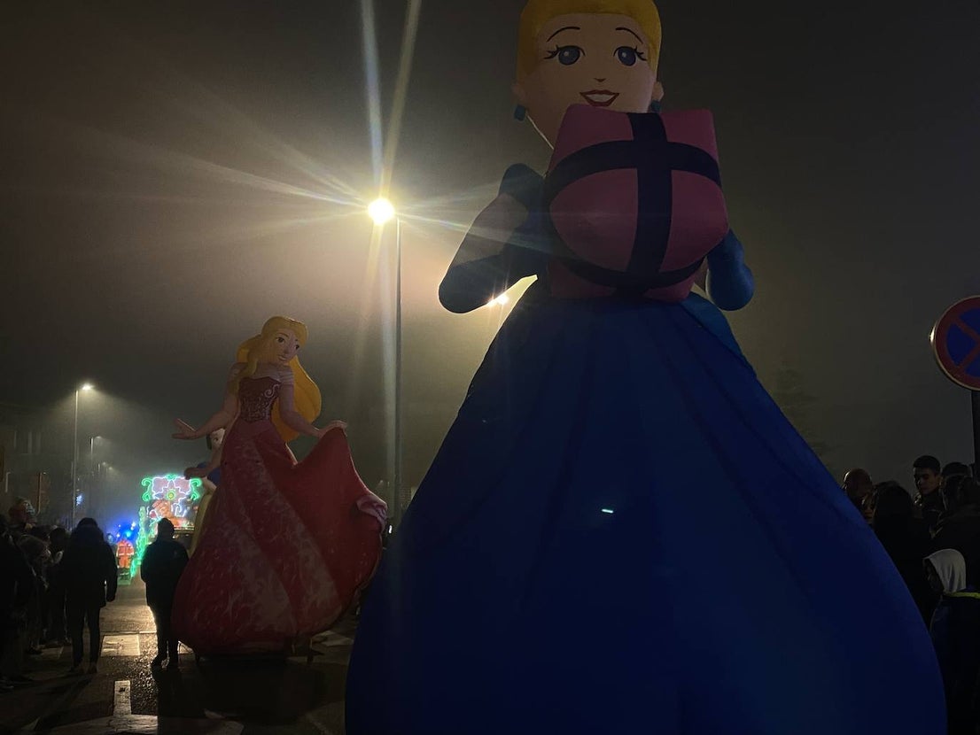 Melchor, Gaspar y Baltasar a su paso por Arroyo de la Encomienda en una gran Cabalgata 