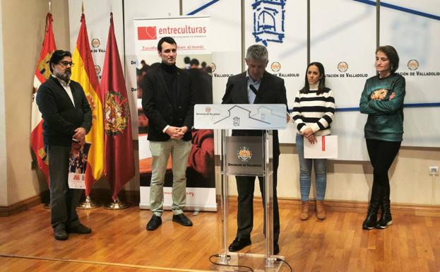 Sarbelio Fernández, alcalde de Arroyo, durante su intervención en la presentación en el Palacio Pimentel 
