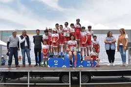 Miembros del Club Ciclista Arroyo en la pasada edición del Trofeo BTT Arroyo de la Encomienda - Memorial Estela Domínguez