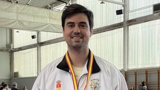 Adrián Lueje, cmpeón de Castilla y León de Karate