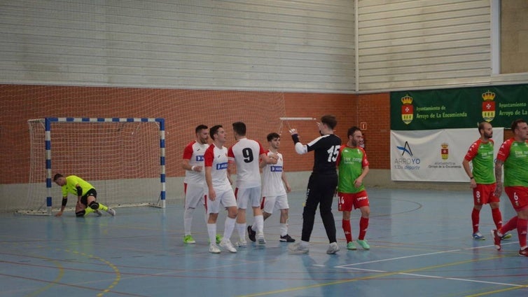 El Unión Arroyo logra un contundente 8-2 ante el O Esteo FS de As Ponte