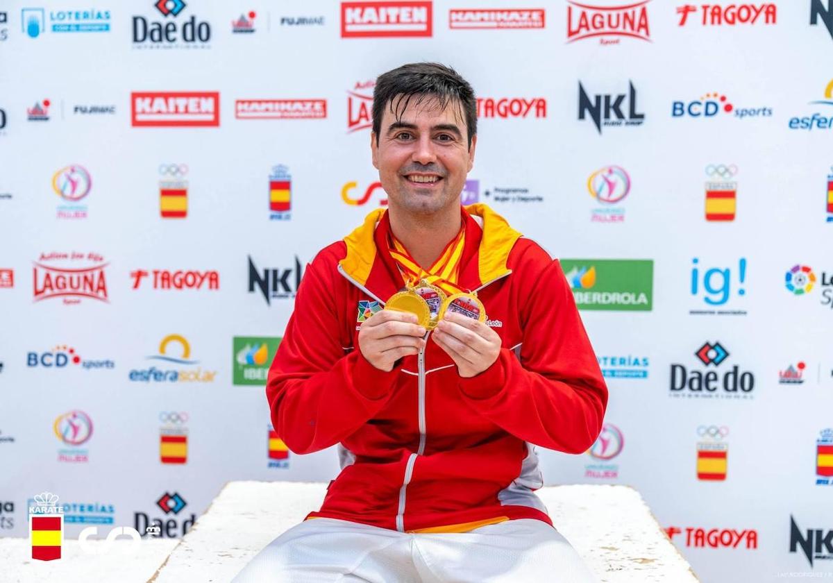 Adrián Lueje y su triplete de medallas