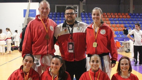 Medallas para el kárate arroyano