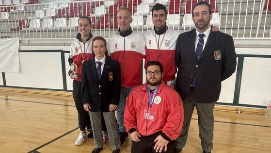 Éxito para los arroyanos en Boecillo, en la Liga Regional Senior de Karate