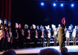 La Coral Támbara durante su actuación